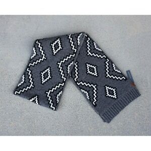 Pendleton Jacquard‎ Black/Grey Lamb Wool Scarf 70x10 One Size NWT